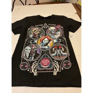 Universal Studios Hollywood HHN 2023 - NEVER GO ALONE T-Shirt XS